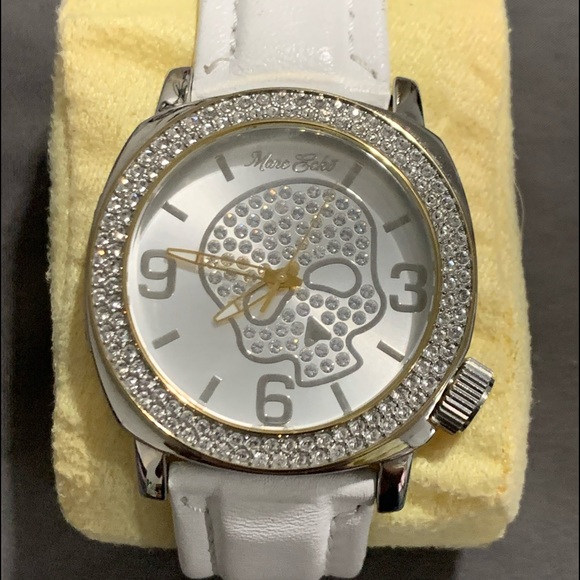 MARC ECKO WATCH, Crystal Skull - Picture 1 of 5